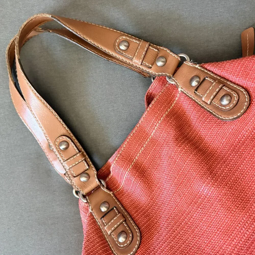 Fossil Y2K Coral Woven Leather Shoulder Bag Floral Lining Boho Handbag